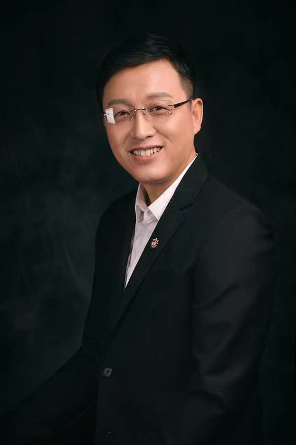 智动获客创始人王瑞照片